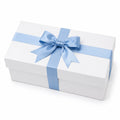 Geschenkbox 30 x 20 x 10 cm aus Karton in Weiß Hellblau mit Schleifenband